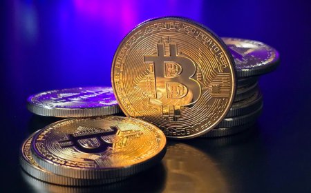 Bitcoin, Ethereum Trade in Narrow Range as Market Awaits Breakout Signal