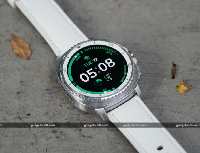 Best Smartwatches with WhatsApp Calling and Messages in India