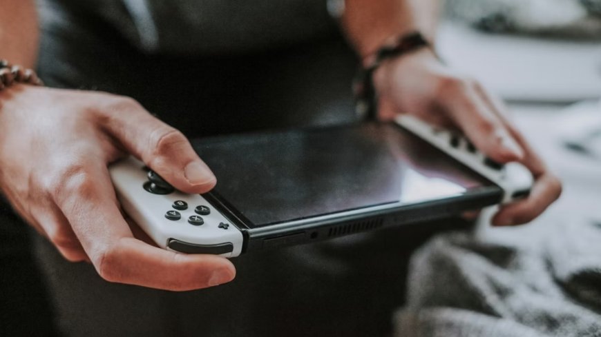 OnePlus Could Be Working on Android Handheld Console With Focus on FPS Touch Controls