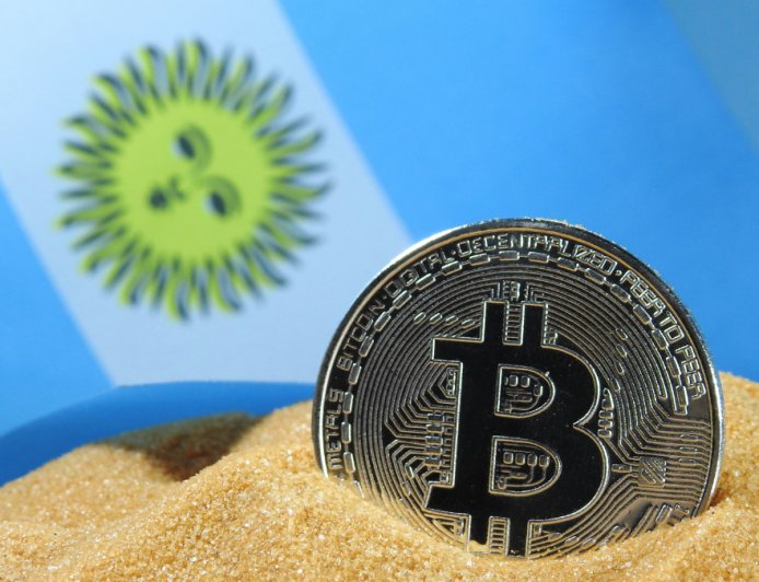 Argentine Banks Reportedly Begin Testing JPMorgan’s JPM Coin for Faster Settlements