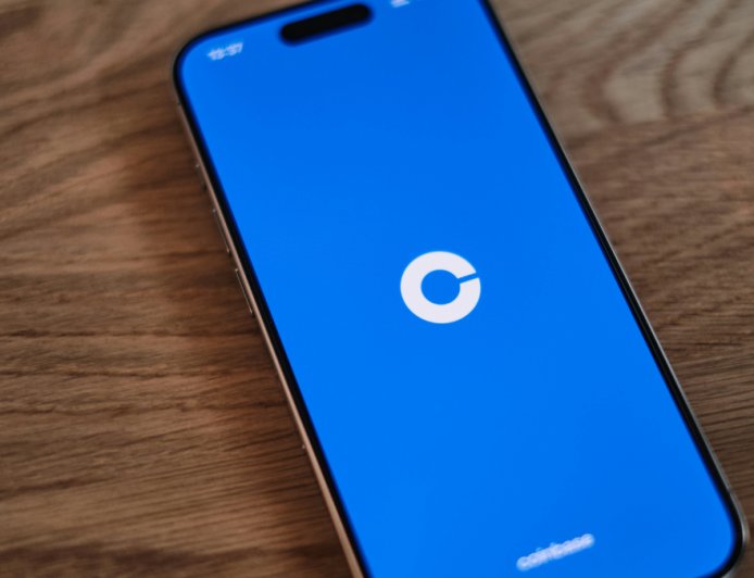 Coinbase Rolls Out Crypto-Backed Loans in the UK as FCA Shapes Rules