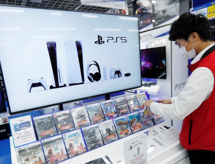 PS5 Linux Loader Gets Public Release, Allowing Users to Run Steam and PC Games on Console