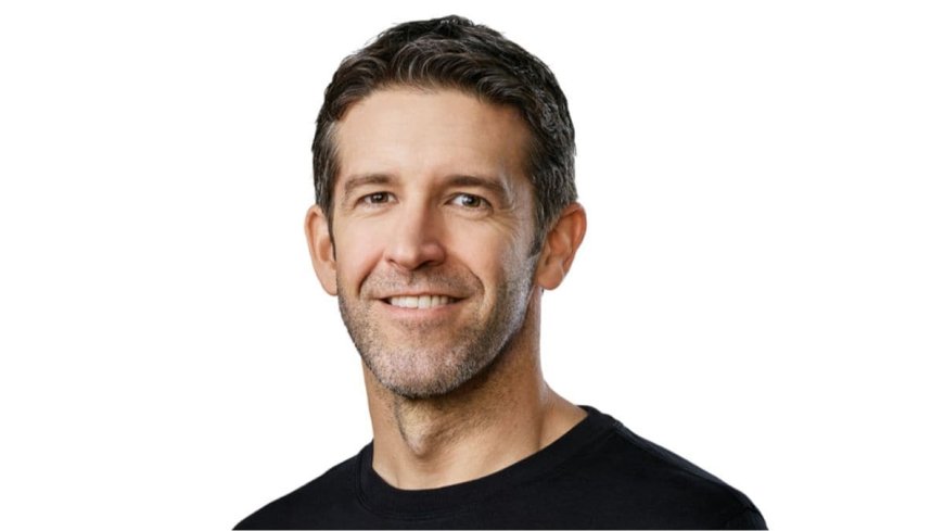 Incoming Apple CEO John Ternus Already Driving AI Overhaul Ahead of Leadership Transition: Report